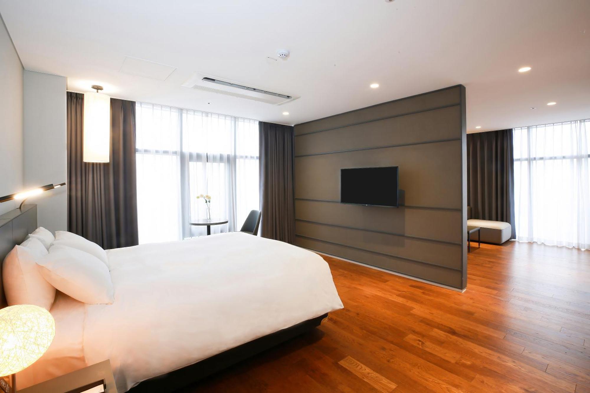 Westernlife Hotel Iksan Rom bilde